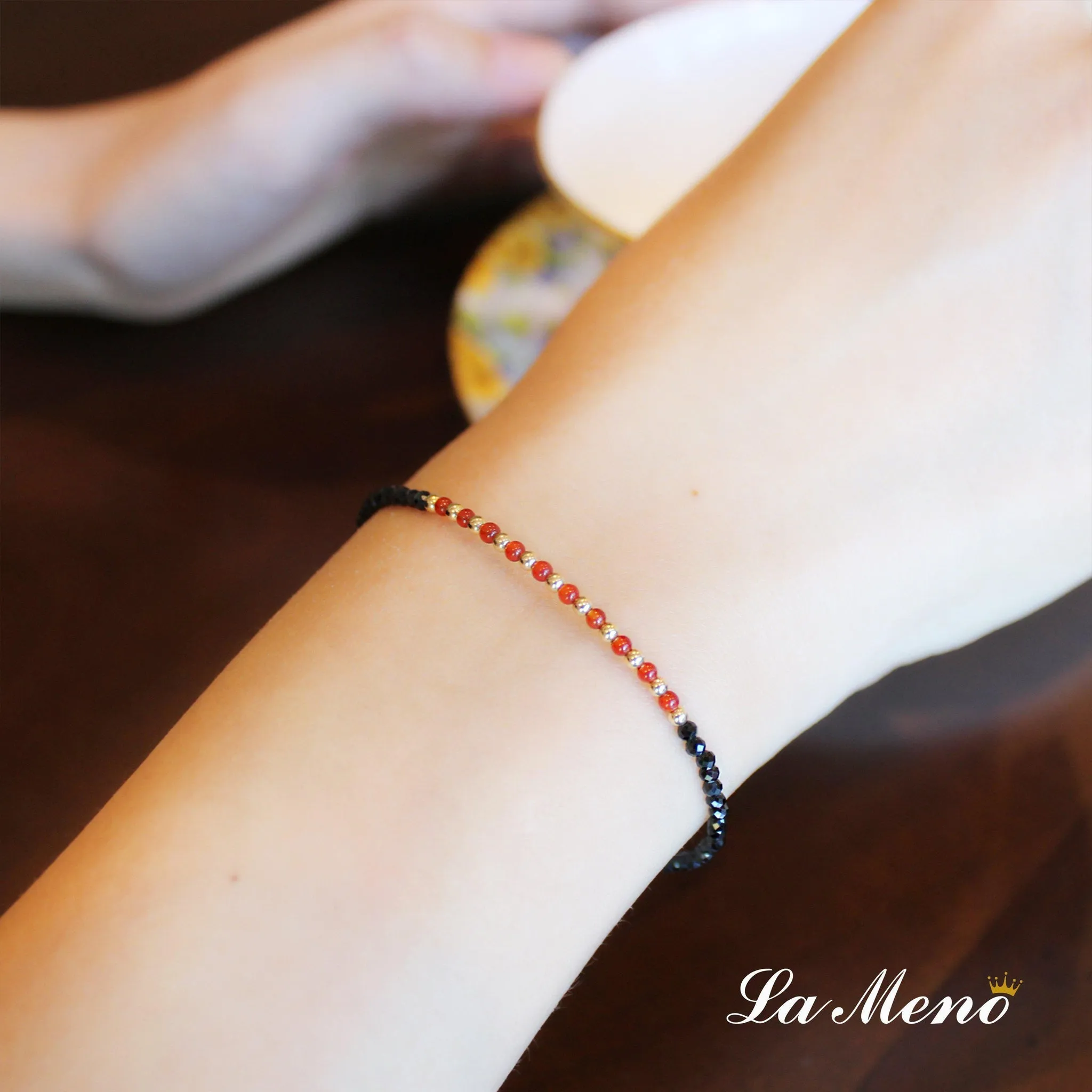 Tiny Carnelian & Black onyx Bracelet
