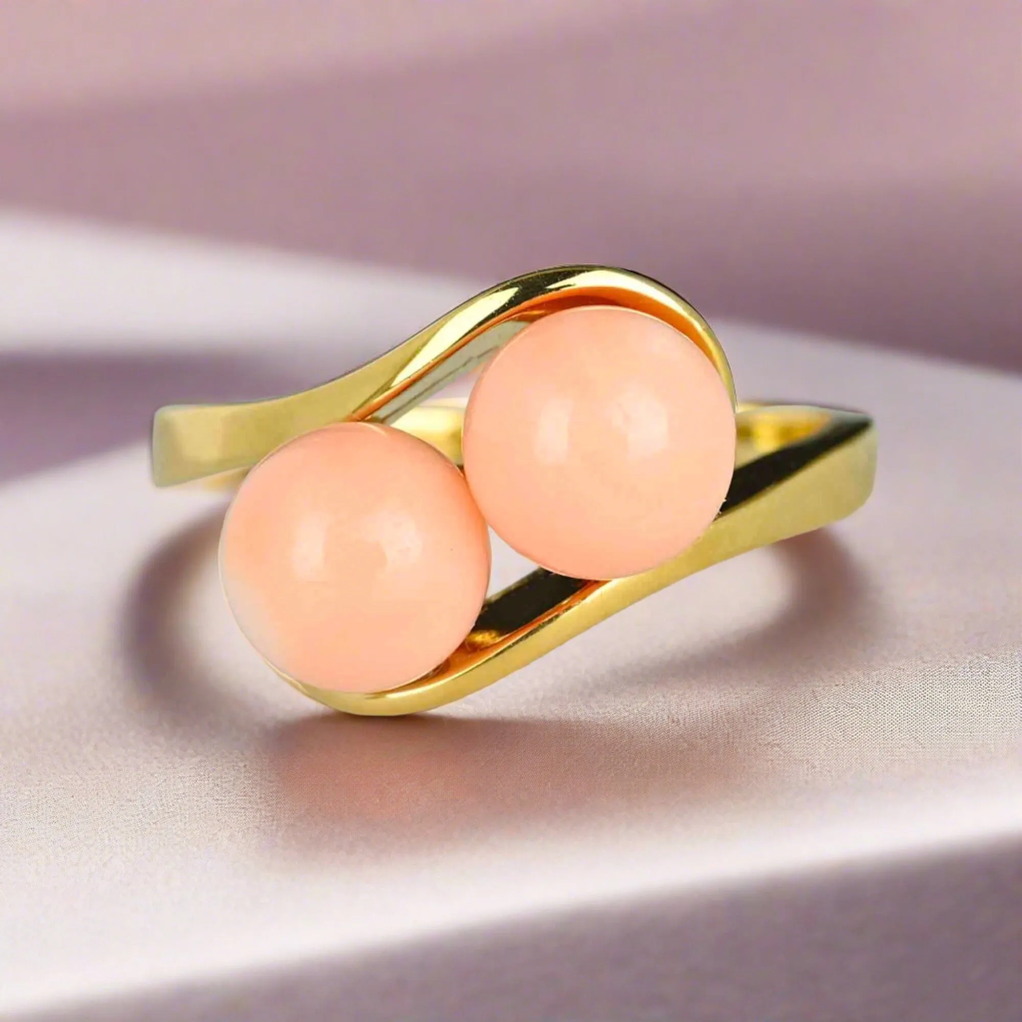 Vintage 14K Gold Toi Et Moi Salmon Coral Ring